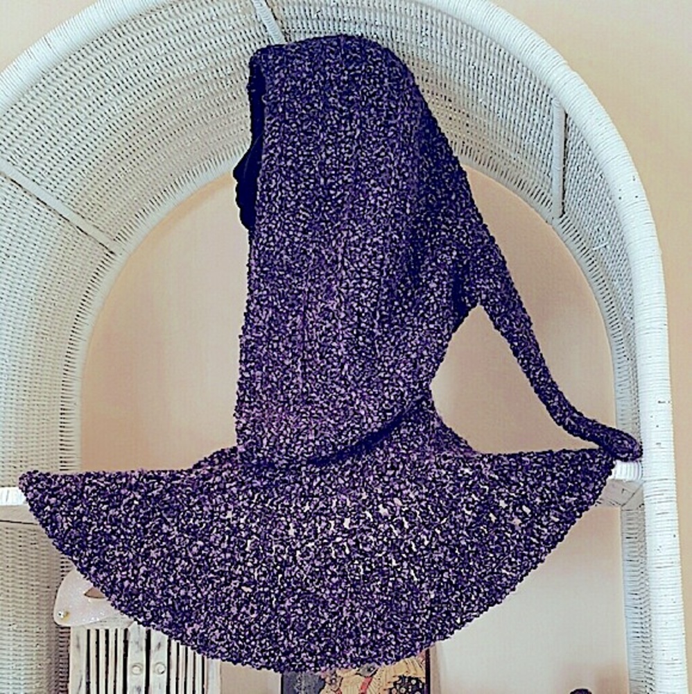 FINAL PRICE 🔮Victorian, "Wytchy" Purple Crocheted Hood